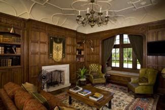 tudor interior design characteristics